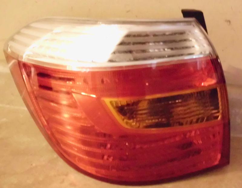  08 09 10 toyota highlander driver side lh taillight  