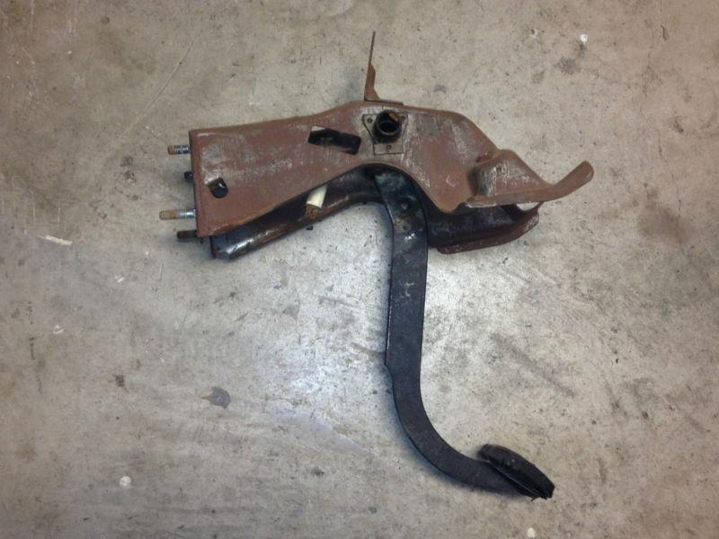 67-72 Chevy GMC trucks - brake pedal assembly (w/ automatic trans - no clutch), US $20.00, image 4