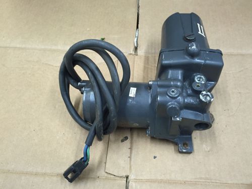 Omc cobra power trim and tilt pump with harness 983942 from 3.0l