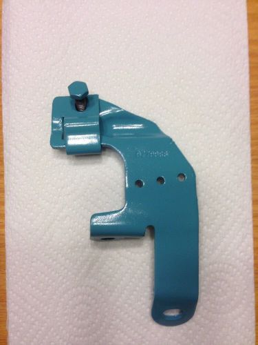 1965 pontiac gto oem 4brl. throttle cable bracket gm # 9779968