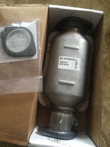 Wd express au1316-0 catalytic converter
