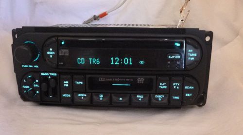 02 03 04 05 06 07 dodge chrysler jeep radio cd cassette p56038555am b 822