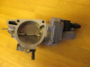 00 01 02 03 04 05 saturn l300 lw300 ls300 throttle body,0 280 750 005, l series