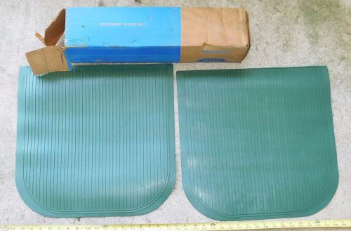 Pair nos floor mats for circa 1980 ford cars dark green new oem 17 3/4&#034; x 18 1/4