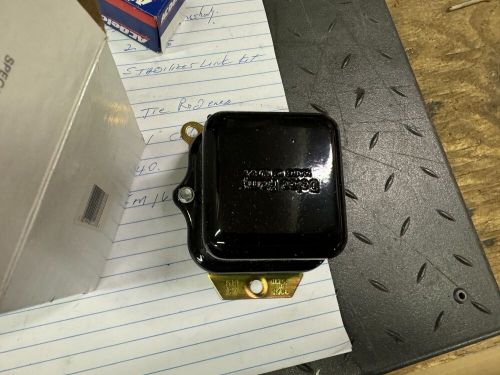 Delco d663 1119519 voltage regulator