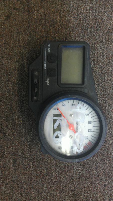 Used factory oem speedometer gauge cluster yamaha yzf-r6 1999 2000 2001 2002