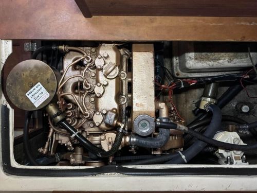 Universal M25 , Marine Diesel Engine , 21 HP with Transmission CATALINA, US $5,950.00, image 2