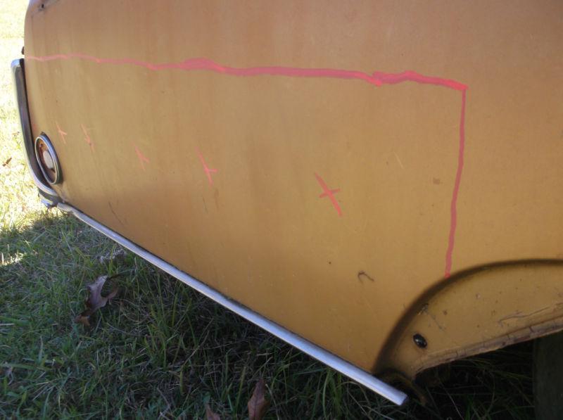 1970 buick riviera right outside rear quarter panel section  parting out 