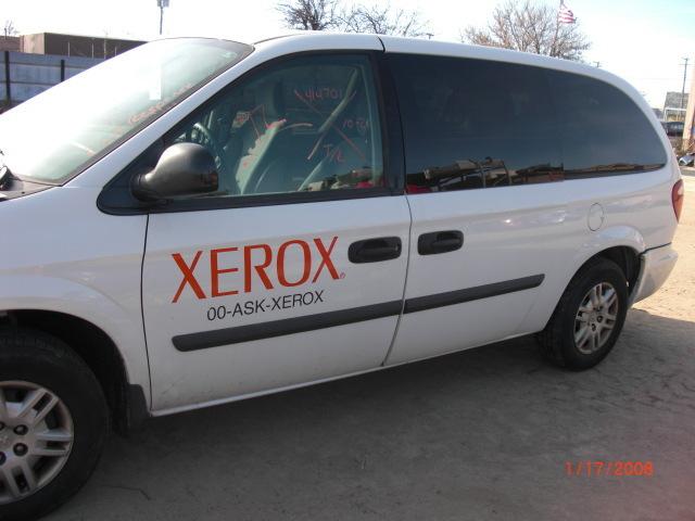 07 caravan hood hinge 500329