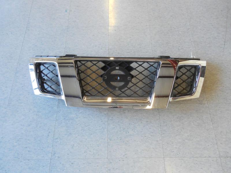 09 2010 2011 2012 nissan frontier oem grille nice!