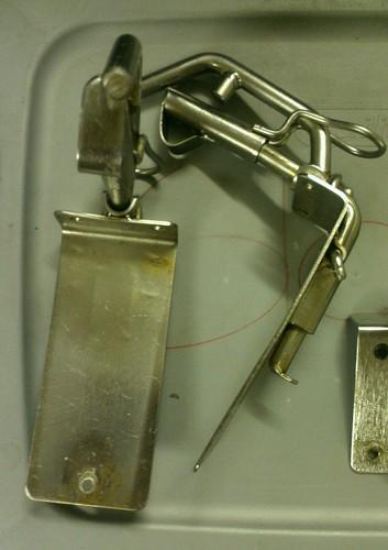 Pair of weaver sd  replacement heads for weaver davit dinghy mount bracket 