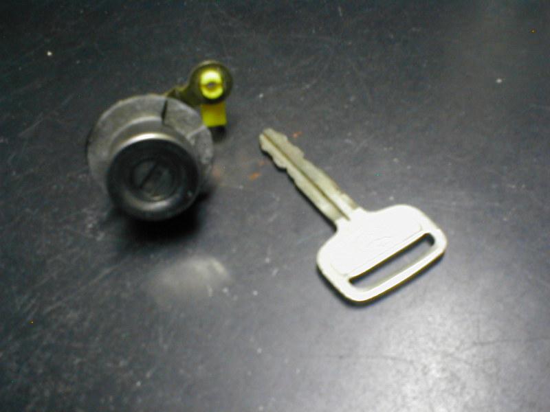 Find 19982002 TOYOTA COROLLA TRUNK LID LOCK LOCKS in Cincinnati, Ohio, US, for US 22.00