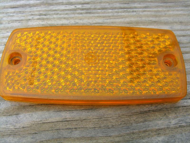 Bmw e28 e30 side marker lens light 318 325 528 533 524 535 e32 yellow amber oem