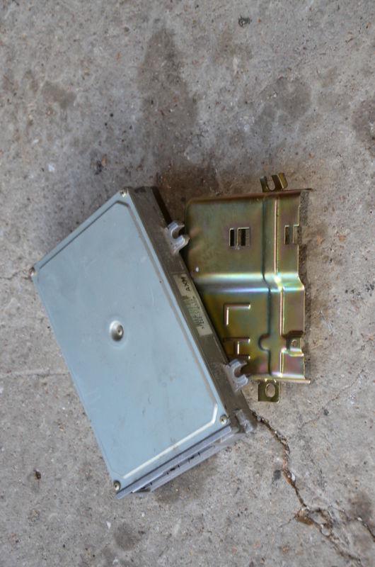 1994 honda del sol 5 spd b16a3 #1453 engine computer p30