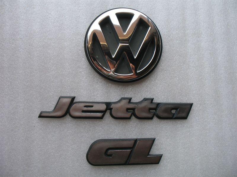 1997 vw jetta gl rear trunk emblem logo 97 used oem