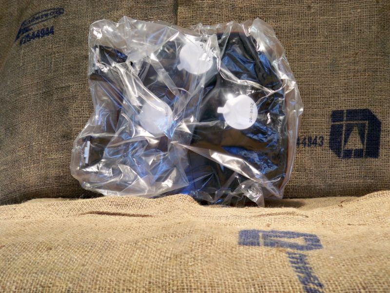 1999-2004 CHEVY SILVERADO TAIL LAMP (STEPSIDE) LH DRIVER, US $44.00, image 2