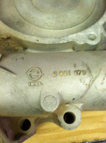 Opel gt 1.9 used timing chain, water pump cover
