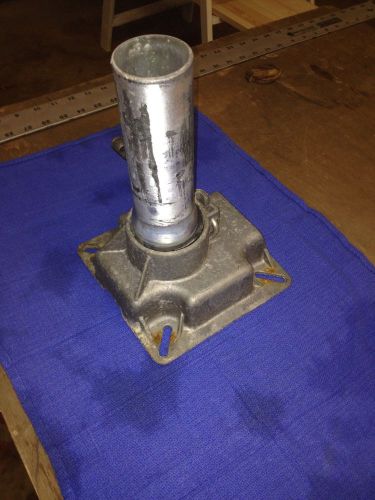 Springfield boat seat pedestal