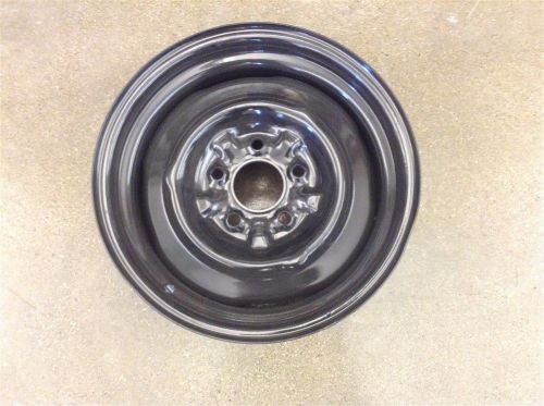 15x7 steel wheel - damaged