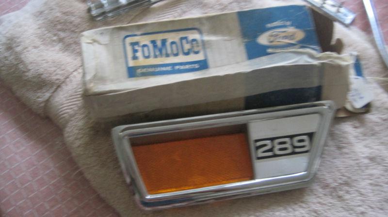 Nos 1986 ford falco left hand "289" fromt fender diecast emblem-pr no.c8db16a469