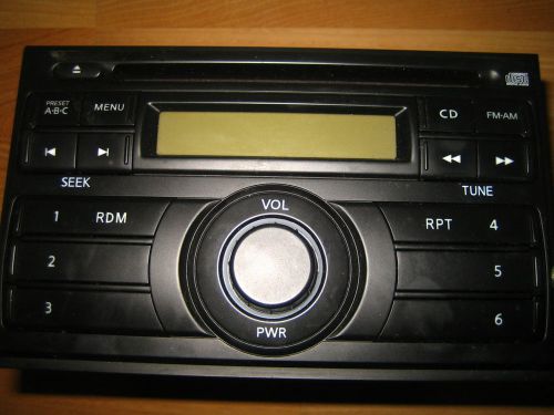 Nissan pp-2898y in-dash stereo cd player radio oem versa xterra frontier