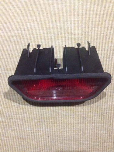 Mercedes benz w163 ml320 third 3rd rear brake light lamp a1638200156 hella