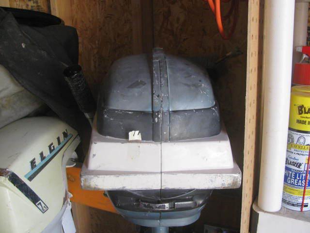 1957 EVINRUDE 5.5 FISHERMAN W/FUEL TANK AND FUEL LINE RUNS GREAT, US $0.99, image 3