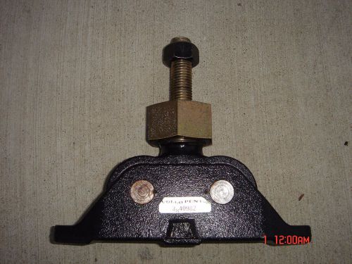 Volvo penta engine transmission mount 3840982