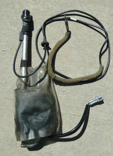 Used toyota 4runner power antenna assembly genuine oem  1996 - 2002