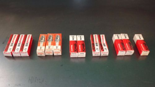 New nos oem ford motorcraft autolite spark plug lot of (13) plugs 75 agr52 ar52