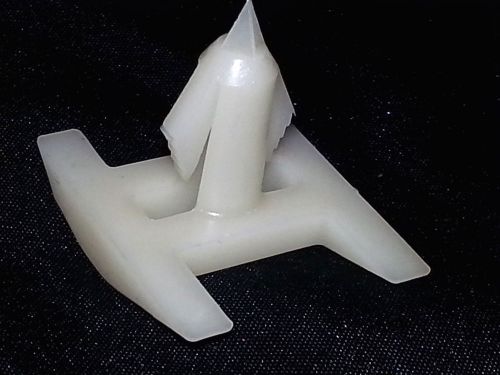 Gm windshield window headliner pillar trim garnish moulding molding clips 1pc