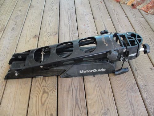 Motorguide gator mount ii (2) trolling motor bracket dual spring loaded