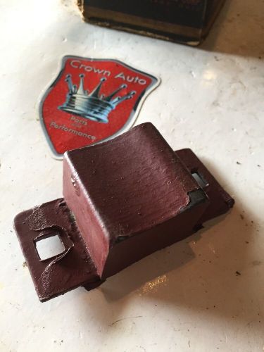 1951-1950 chevy muffler support insulator bracket gm 3651831