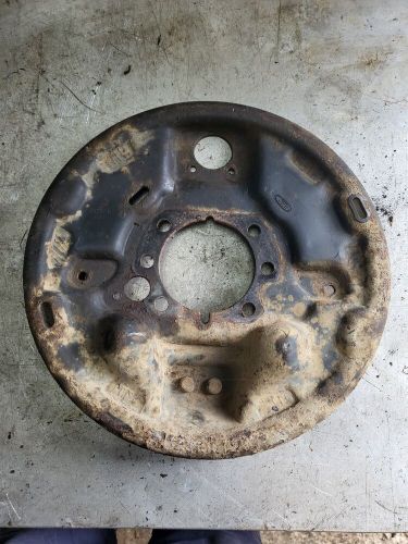 Transit mk6 - 2.4 rwd twin whee o/s rear back plate (00-06) genuine part