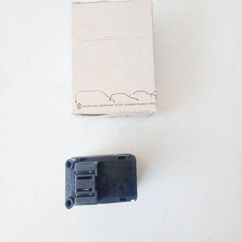 Sale Parking Brake P Button Switch 7P1927225A for VW Touareg 2011-2014, US $108.82, image 2