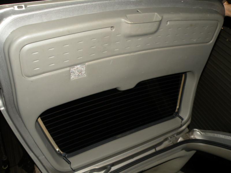 Sell 19992004 JEEP GRAND CHEROKEE REAR HATCH TAILGATE ASSEMBLY OEM PAINT PS4 in Indianapolis