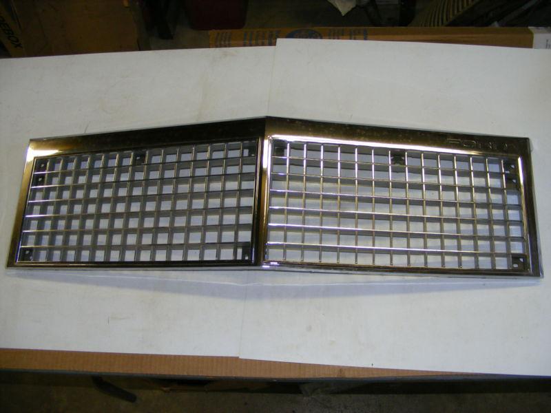 1979 ford fullsize passenger car grille nos new grill (without marker lights)