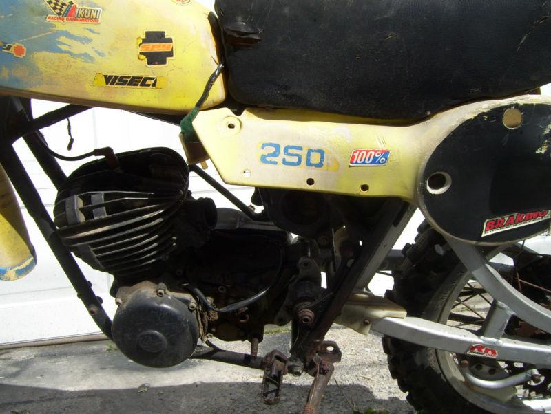 1979 YAMAHA YZ250 PARTS OR PROJECT BIKE VINTAGE AHRMA BOB HANNAH VMX DIRT IT250, US $349.00, image 12