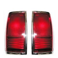 90-97 ln town car tail lamp / light w/ chrome trim w/o logo right & left set