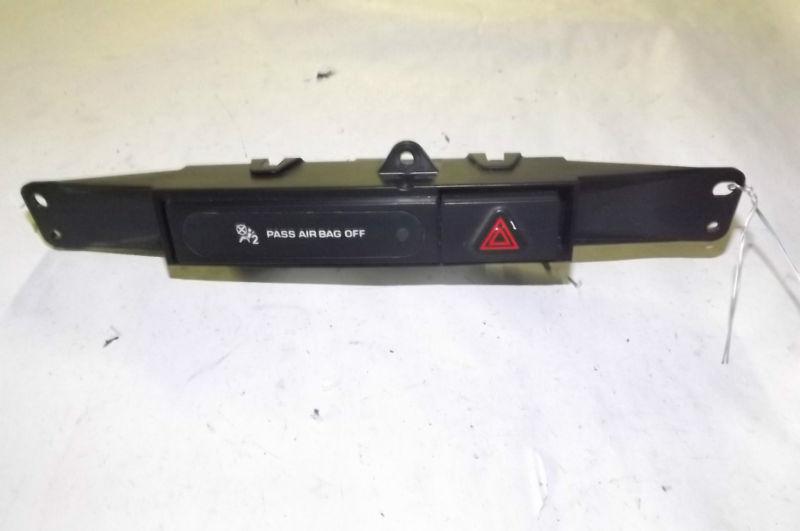 Sell 2004 2005 2006 2007 Chrysler Town & Country Hazard Swtich & Airbag