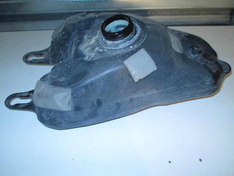 Sell 2005 Yamaha YFZ 450 gas tank in Springville, Utah, US, for US 25.00