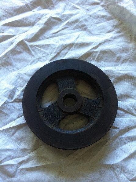Nos ford 1965 - up oem factory power steering pulley mustang ? falcon ? galaxie