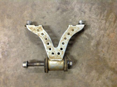2009 yamaha grizzly 450 upper engine mounting bracket with hardware