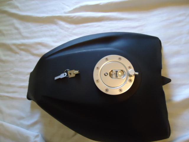 99-02 buell lightning x-1 complete fuel tank assem. w/ cap key
