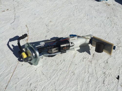 Can-am 2011-2016 commander maverick turbo fuel pump assembly 709000362 217mi