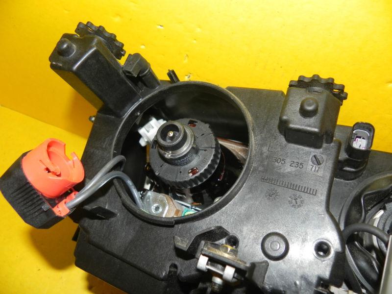 02 03 04 05 BMW 3 SERIES SEDAN 325i 330i 325xi 330xi LEFT XENON HEADLIGHT OEM , US $375.00, image 10