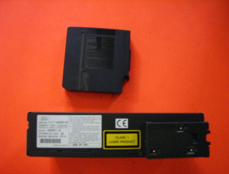 2000-2001-2002-2003-2004-2005 EXPEDITION-NAVIAGATOR 6 DISC CD CHANGER, US $75.00, image 2