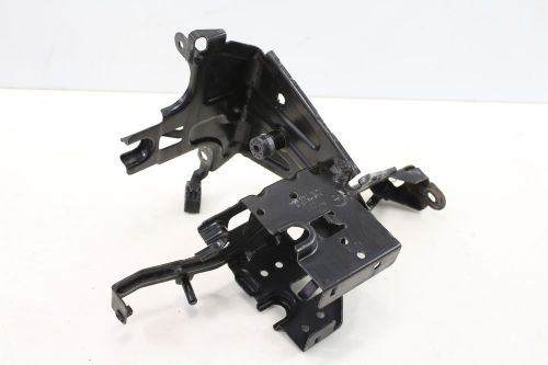 Abs pump mount bracket - audi a4 s4 b6 b7 - 8e0614119g