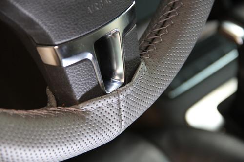 GRAY LEATHER STEERING WHEEL WRAP COVER 47002 W/NEEDLES THREAD ACURA CIRCLE COOL, US $24.99, image 3