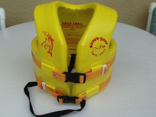 Texas recreation water life vest - yellow (size small - weight limit 30-50 lbs.